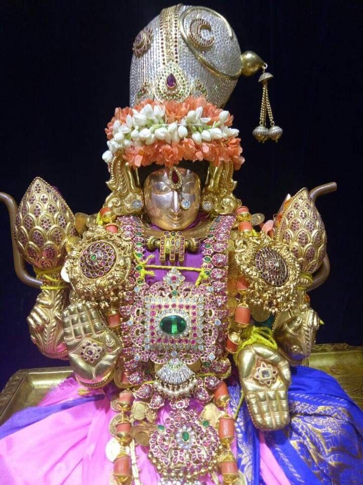 శ్రీపద్మావతీనవరత్నమాలికాస్తుతిః